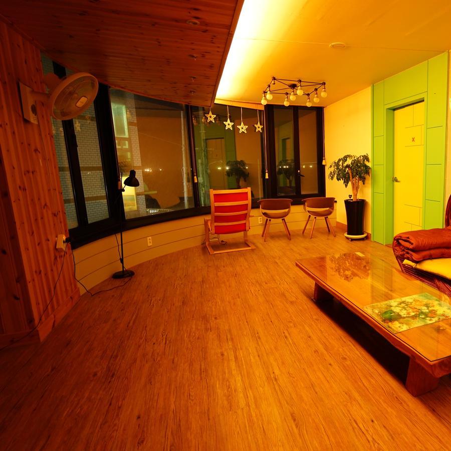 ג'גו My Mother Guesthouse מראה חיצוני תמונה